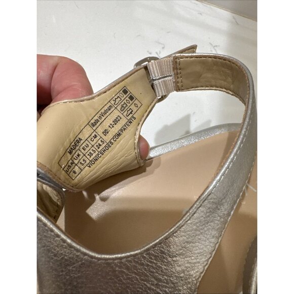 Vionic MADERA Women's Size 8 Silver Leather Sandals - Picture 12 of 12